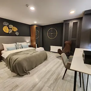 4* Ξενοδοχείο Taksim Landhouse